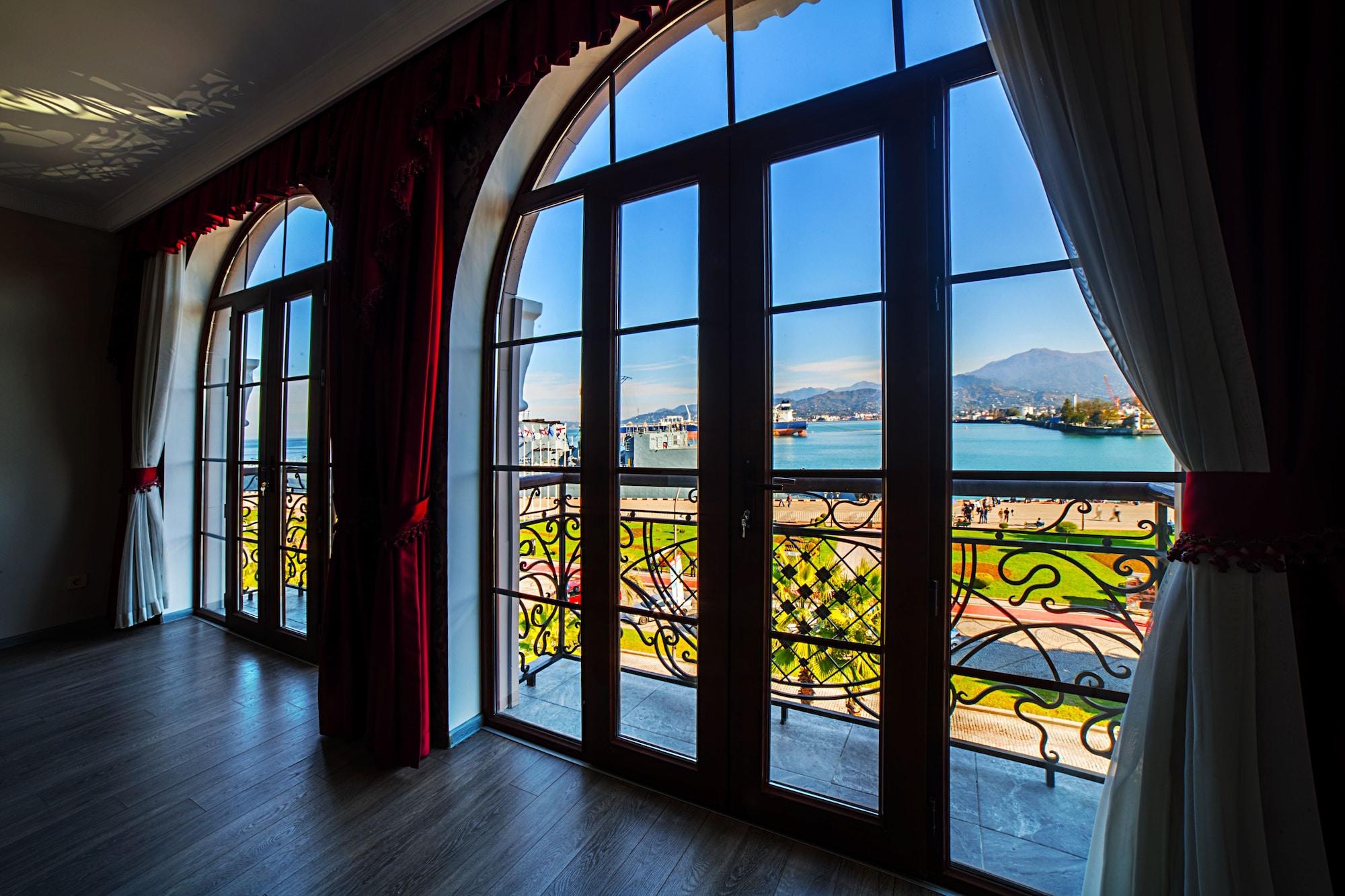 The Admiral Hotel Batumi Exterior photo